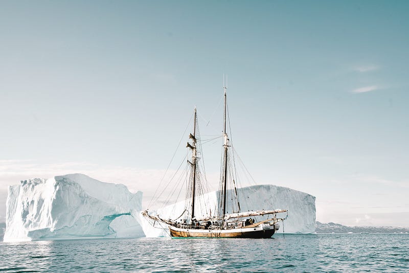 Icebergs posing dangers to ships