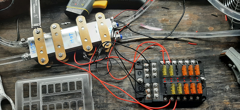 Fan connection board for solar AC unit